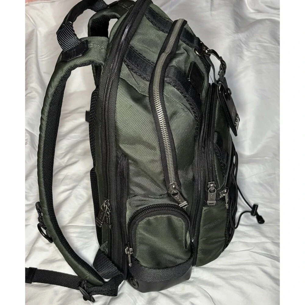 TUMI Alpha Bravo Paratrooper 2-in-1 Backpack – Olive Green